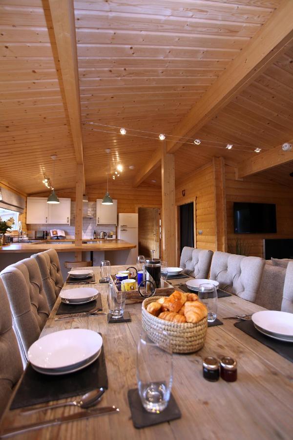 Cambridgeshire Lakes - Luxury Lodges In A Stunning Lake Location Gamlingay Eksteriør bilde