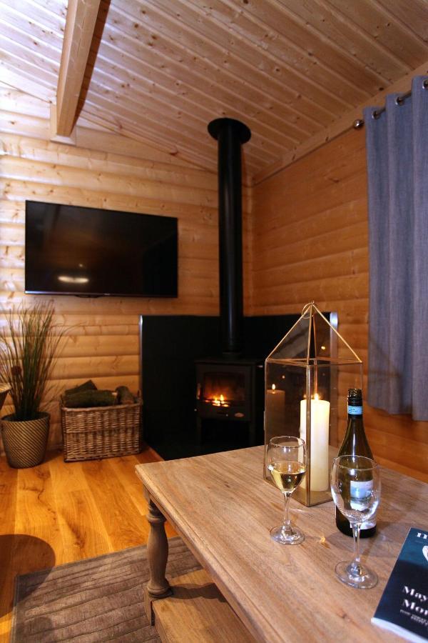 Cambridgeshire Lakes - Luxury Lodges In A Stunning Lake Location Gamlingay Eksteriør bilde